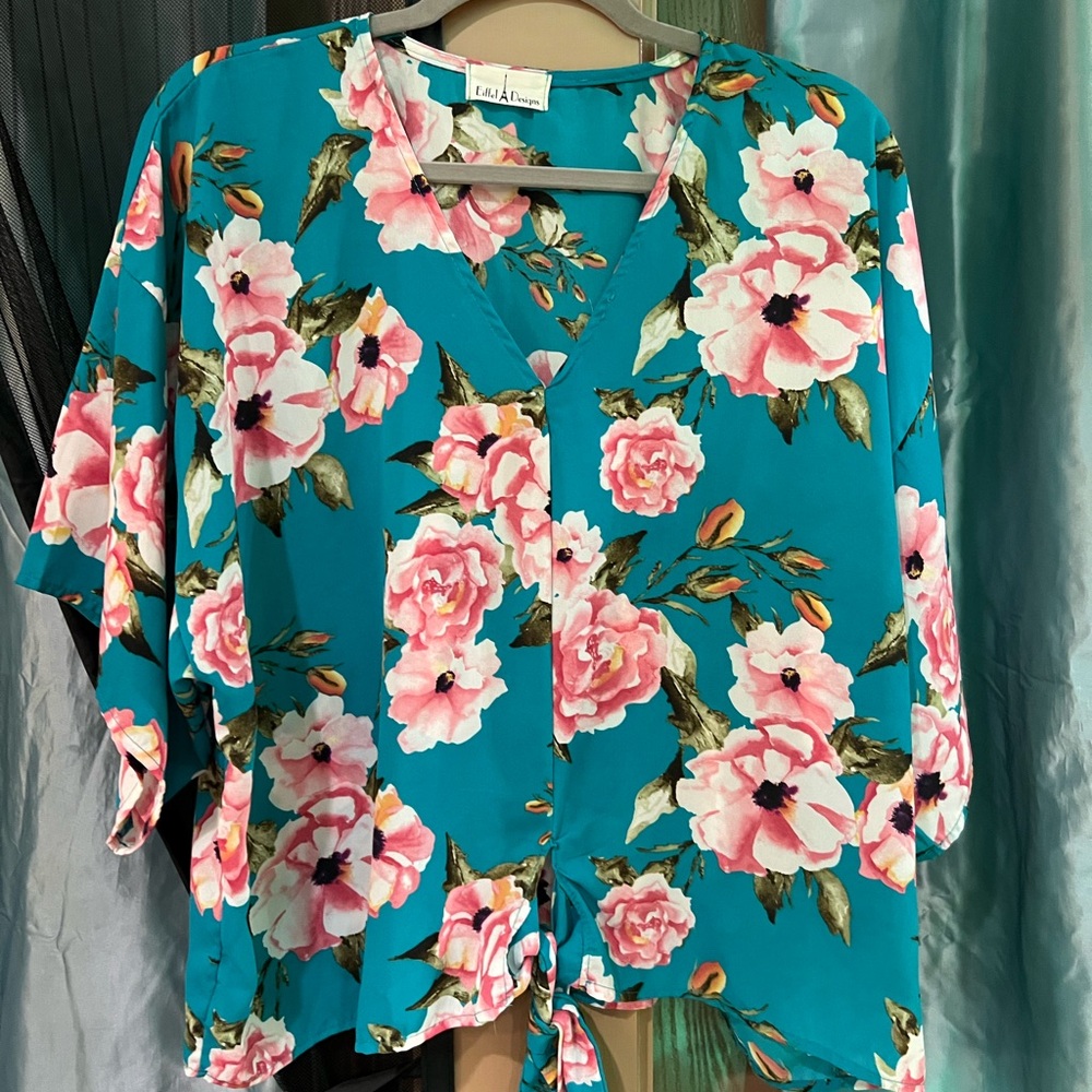 Green Short Sleeve Tie Front Blouse with Mandarin Collar